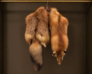145 VintageRealFoxFurPeltsStolesNaturalRedBrownSilverTones