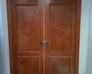 Stunning European Knock Down Wardrobe