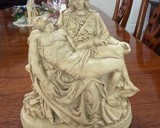 PEITA Mary and  Jesus Sculpture
