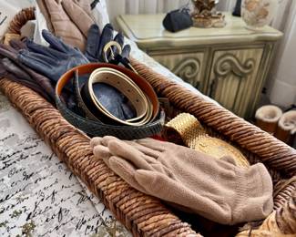 Ladies Gloves