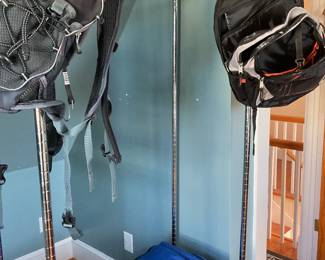 Clothes racks 