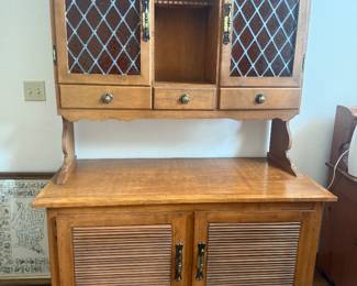 MID CENTURY MODERN 2 PIECE ETHAN ALLEN HUTCH AND BUFFET CABINET