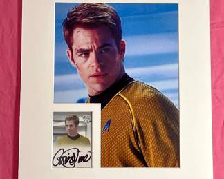 Star Trek Chris Pine Signed Matted Photo