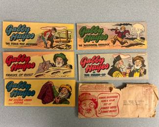 Five 1951 Gabby Hayes mini comic books along with their original mailing envelope