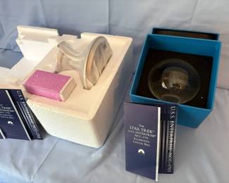 Franklin Mint Star Trek USS Enterprise NCC1701 Illuminated Crystal Ball