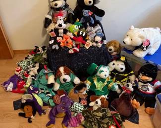 Huge Lot Of Vintage Stuffed Animals Beanie Babies, Firefighter Bears  More
