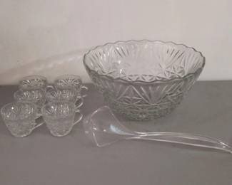 Anchor Hocking Punch Set