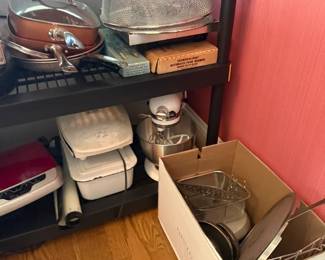 Stainless Steel Mesh Food Cover and Cloche Assorted Lot
Condition: Good
Assorted lot of stainless-steel food covers and serving cloches/domes, including mesh-screen domes and solid/lidded pieces. Likely used for food protection, serving, or warming in kitchen, buffet, or catering settings.