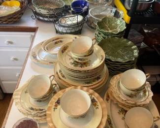 Royal Albert Old Country Roses mixed tea service lot of cups, saucers, and plates
Condition: Good
Assorted Royal Albert Old Country Roses-style bone china tea pieces laid out on a table, including several stacked cups and plates with matching floral decoration and gilt trim. Condition appears used/displayed, with light wear and some visible discoloration/ageing consistent with estate-household china; underside marks are not visible in the image.