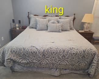 King size bed