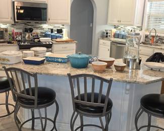 Barstools (4), kitchenware
