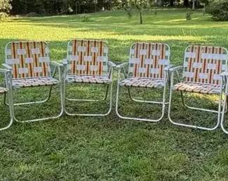 vintage folding aluminum lawn chair