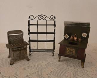 Dollhouse Furniture