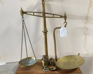 Pharmacy Scale - Vintage
