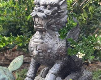 bronze dragon statue 