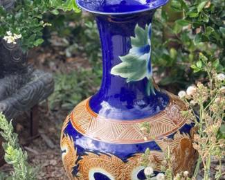 chinese dragon vase 