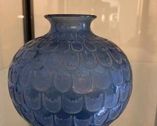 R.Lalique Grenade Vase