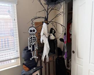 Halloween decor