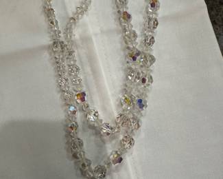 Vintage aurora borialis crystal necklace