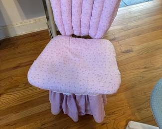 vanity chair