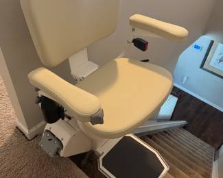 Rave 2 Stair Lift, unassembled, like new