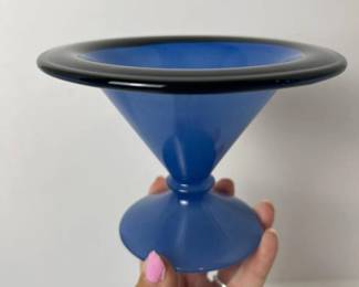 280 smallblueartglasscompotewithblack