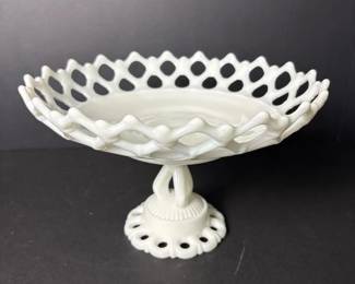 342 westmorelandmilkglasspedestalcompote