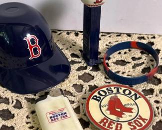 328 bostonredsoxmemorabiliaassortment