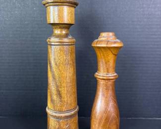 165 pairofvintagewoodenpeppermillands