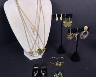 204 lotofdisneythemedjewelry