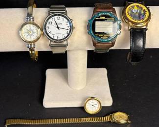 213 wristwatchesdisneytimexchartercluba