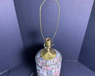 258 porcelaintablelampwithbrasshardware