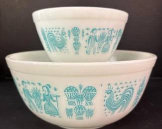 010 pairofpyrexmixingbowlsturquoiseami