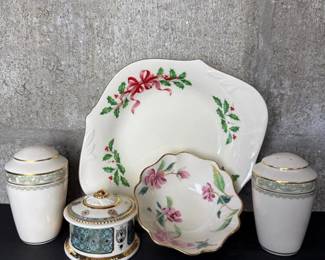 235 lenoxporcelaindishesandshakersholid