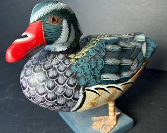 076 smallhandcarvedpaintedduckfigureon