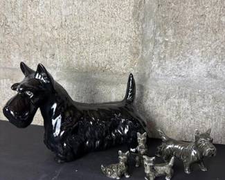 246 ceramicscottiedogfigurinesinthemid