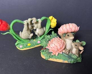 189 twocharmingtailsfigurinesbunnybuddi