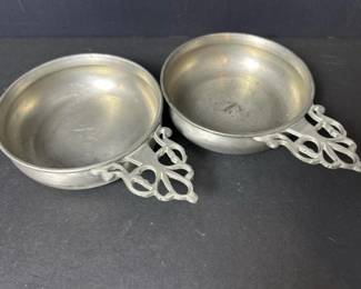 283 pairofsmalltowlepewterbowlswithor