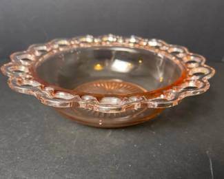 276 pinkdepressionglassbowlwithopenlac