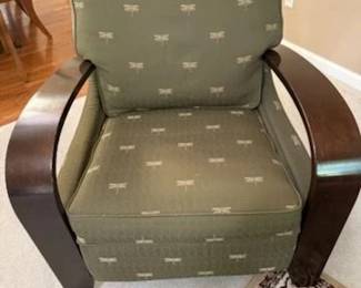Gorgeous La Z Boy Classics Reclining Chair like new ( there are 2 of these matching identical chairs