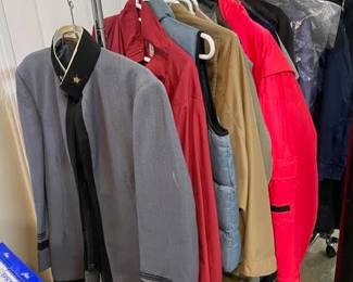 FANTASTIC COLLECTION OF MILITARY UNIFORMS, INCLUDING COMPLETE FORMAL DRESS UNIFORM AND OTHER VINTAGE CLOTHING FROM JACKETS/SHIRTS/PANTS/CAMO/SWEATS/RAINGEAR/BOOTS-MORE!!!!