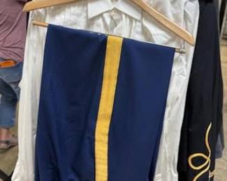 FANTASTIC COLLECTION OF MILITARY UNIFORMS, INCLUDING COMPLETE FORMAL DRESS UNIFORM AND OTHER VINTAGE CLOTHING FROM JACKETS/SHIRTS/PANTS/CAMO/SWEATS/RAINGEAR/BOOTS-MORE!!!!