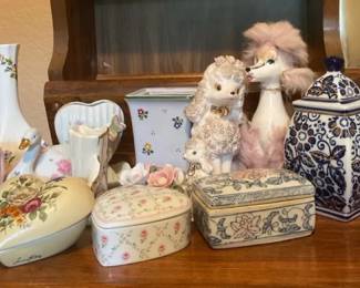 Trinket Dishes With Other Decor