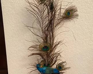 Peacock Tail Feathers With Artificial Peacock Body  Clear Vase