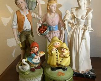 A Santini Victorian Resin Figurine Ceramic Music Boxes  12 Figures Harvesting