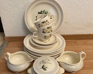 Nautilus Gardenia Ceramic Plates Cups Creamers  Sugar Bowl
