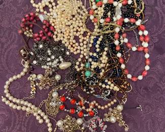 Costume Jewelry For Repurposing
