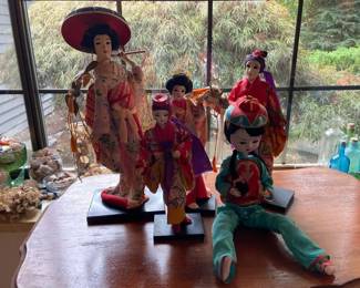 Japanese Geisha Dolls