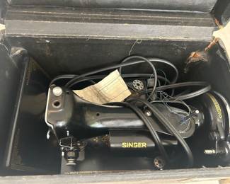 Antique Singer 