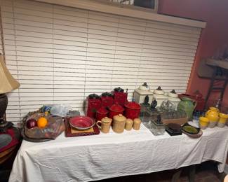 Kitchenware, canister sets, appliances